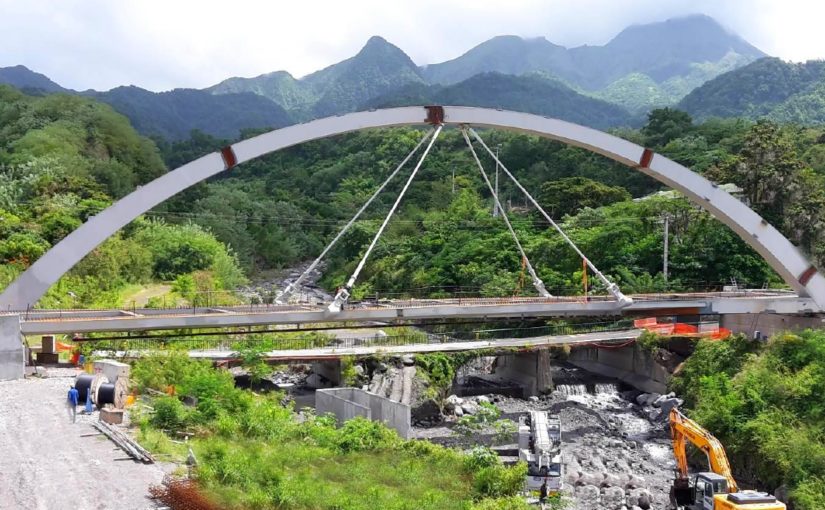 Pont de la rivière du Precheur – LA MARTINIQUE